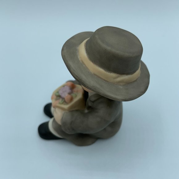 Kim Anderson's Pretty As A Picture 1999 by Enesco - NWOT - Picture 2 of 6